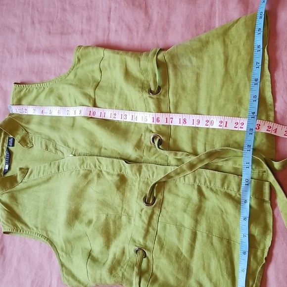 Carole Little Sleeveless Linen Blouse - Picture 13 of 16